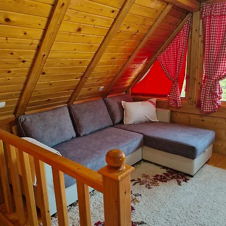 Maja Case de vacanță *